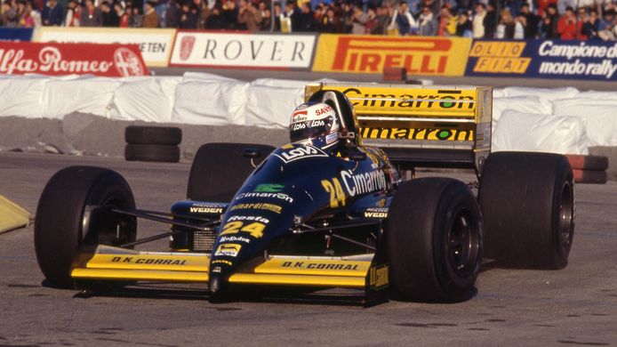 Luis Pérez-Sala con el Minardi M188 en 1988