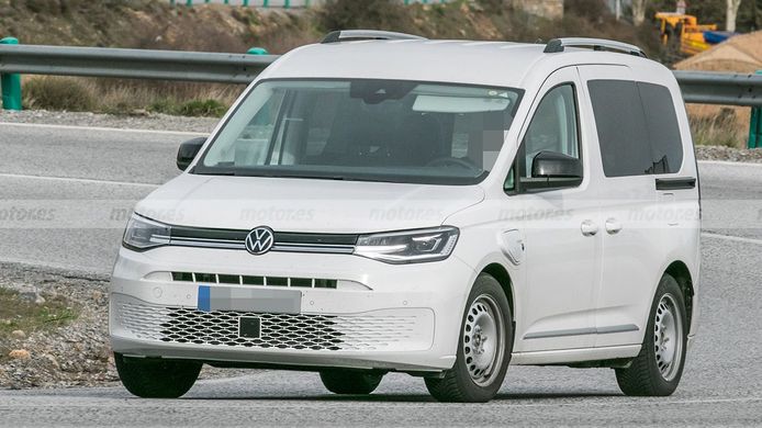 Volkswagen Caddy eHybrid - foto espía