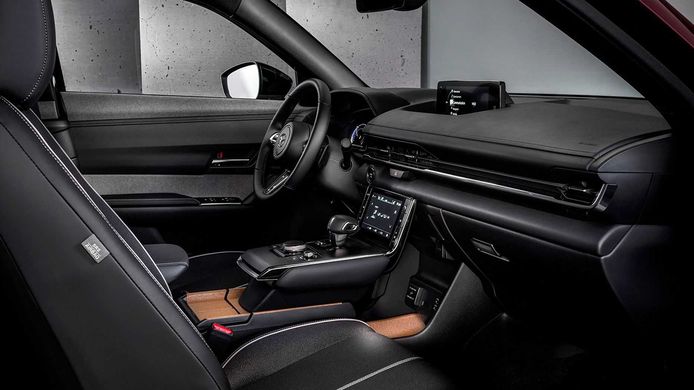 Mazda MX-30 R-EV - interior