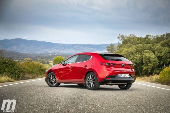 Foto Mazda3 2021 - exterior