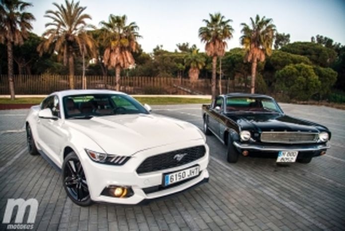 Foto 1 - Fotos Ford Mustang Ecoboost vs Mustang clásico