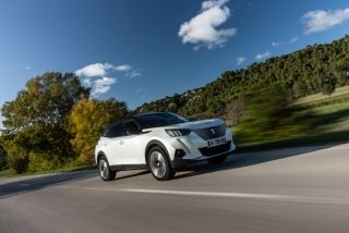 Foto 3 - Galería Peugeot e-2008