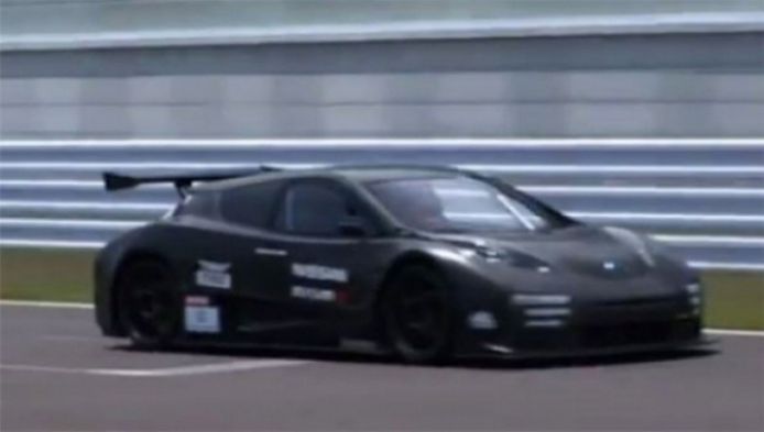 Nissan prueba el Leaf Nismo RC en el circuito