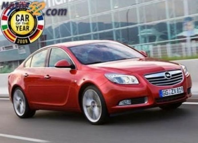 Opel recibió el trofeo Car of the Year
