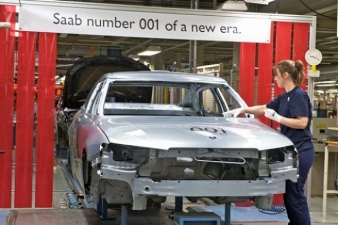 Saab vuelve a poner en marcha su producción.