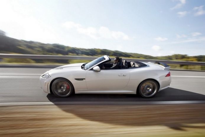 El Jaguar XKR-S Convertible será presentado en Los Ángeles