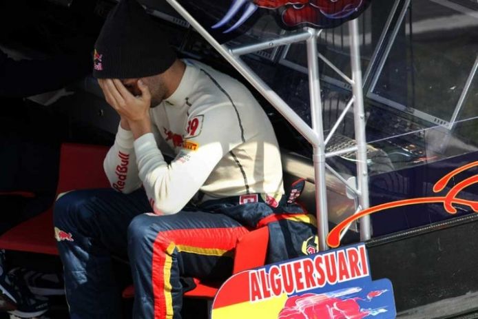 Alguersuari y Buemi fuera de Toro Rosso: Ricciardo y Vergne serán titulares en 2012