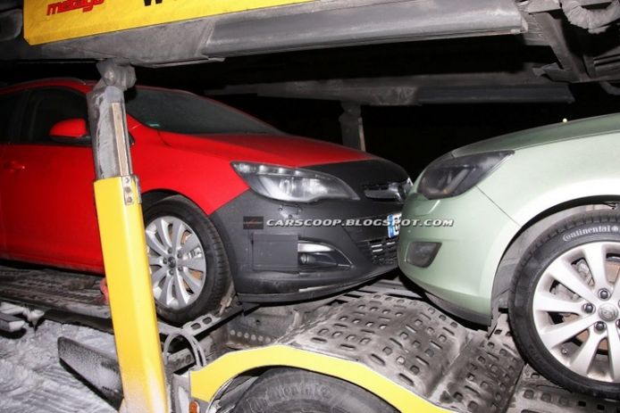 Fotos espía: Opel Astra restyling