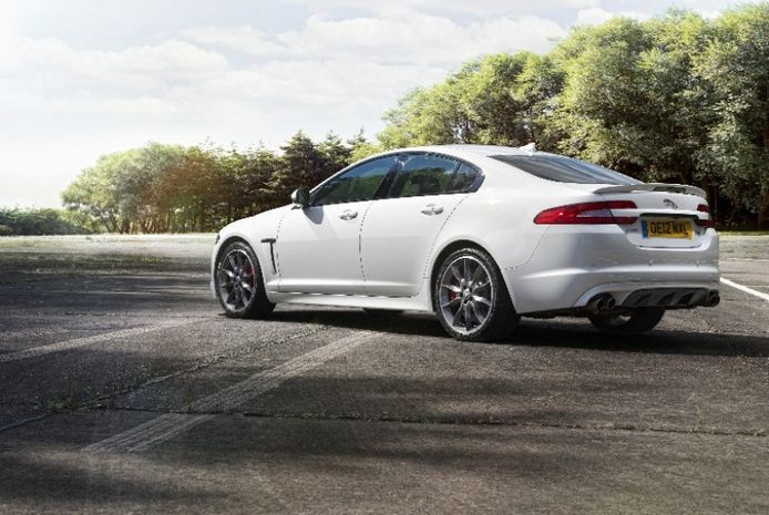 Salón de Moscú 2012: Jaguar estrena el “Speed Pack” para el XFR y sistema AWD