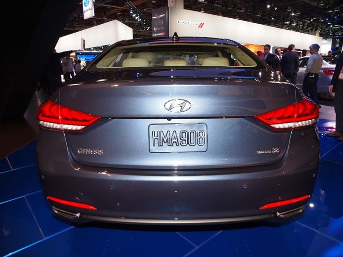 Hyundai Genesis 2014, presentado oficialmente en el Salón de Detroit