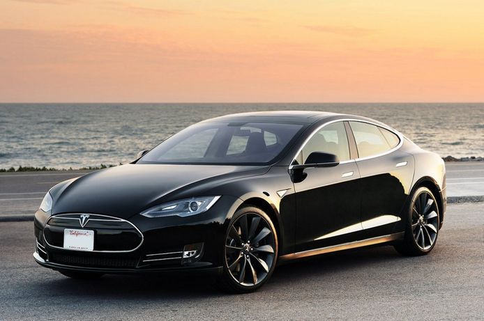 El Tesla Model S tendrá tracción total y mayor autonomía