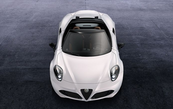 Alfa Romeo 4C Coupe optará por un segundo diseño de faros