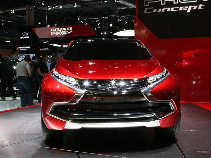 Mitsubishi XR-PHEV Concept, otro prototipo en el Salón de Los Ángeles 2014