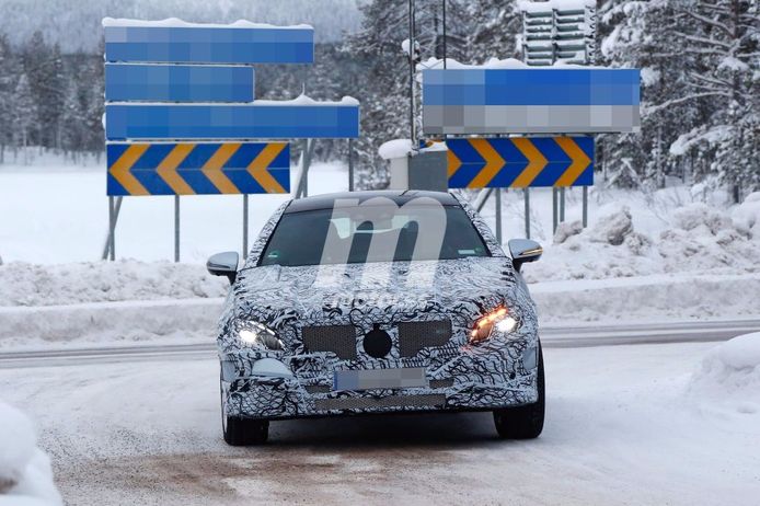 Mercedes Clase E Coupe 2017, de pruebas en la nieve