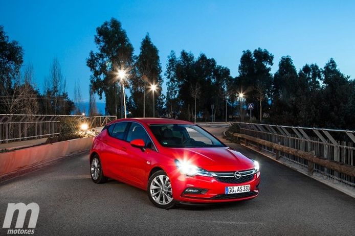 Opel Astra - Coche del Año 2016