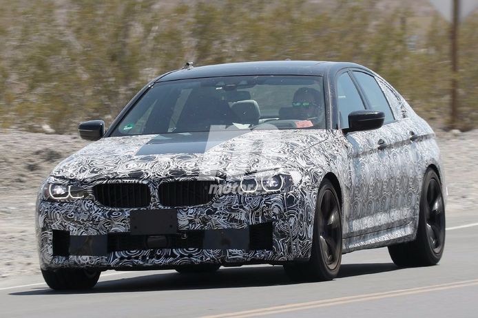 El nuevo BMW M5 se pone a prueba en el desierto