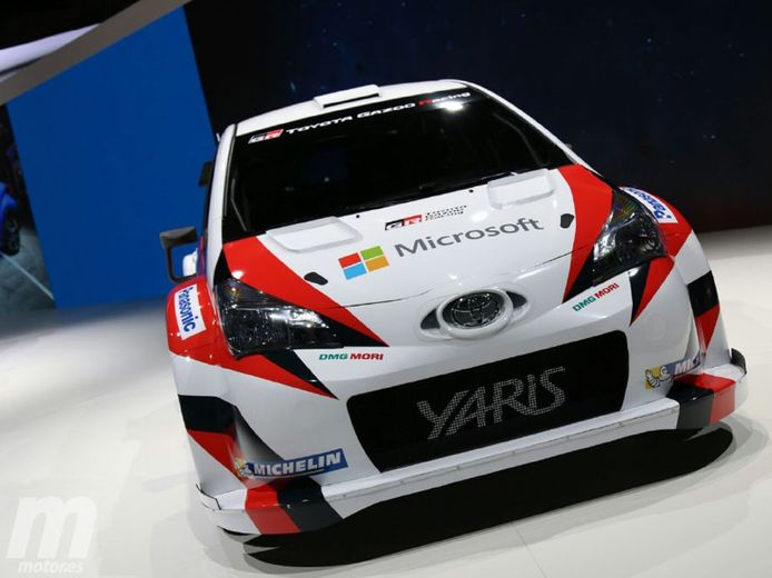 El Toyota Yaris WRC estrena colores y sponsors en París