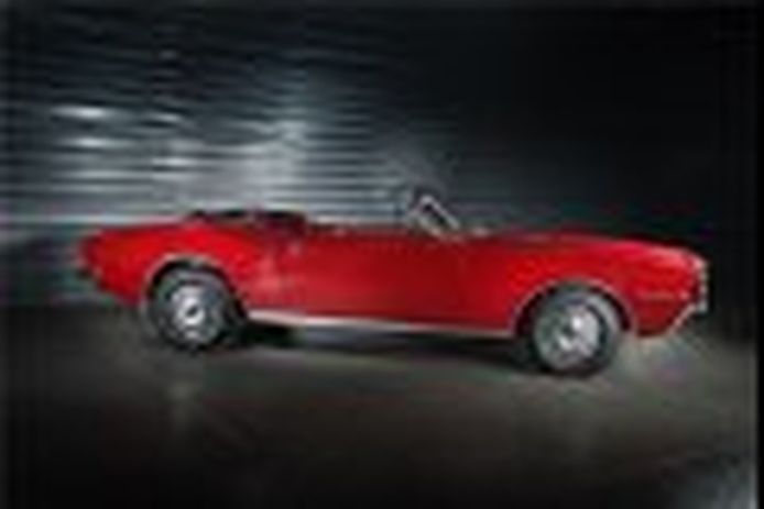 A la venta los dos primeros Pontiac Firebird de la historia, restaurados por Gas Monkey Garage 