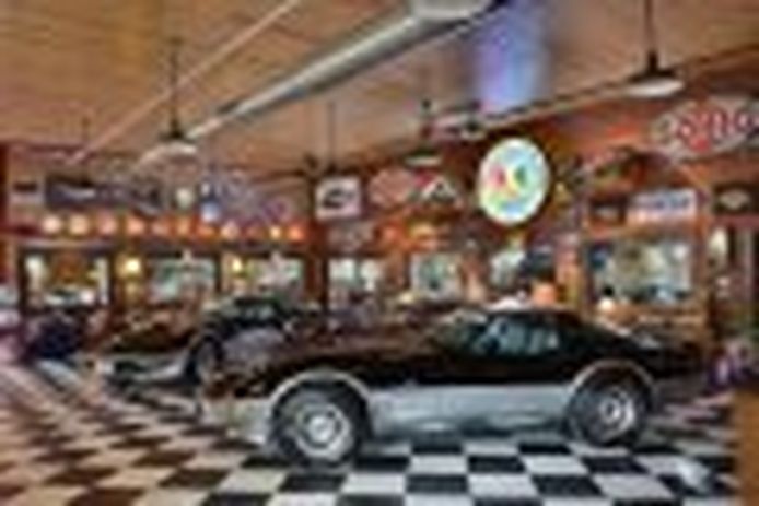 Cierra el Museo Bob McDorman y su increíble colección de Corvettes sale a subasta