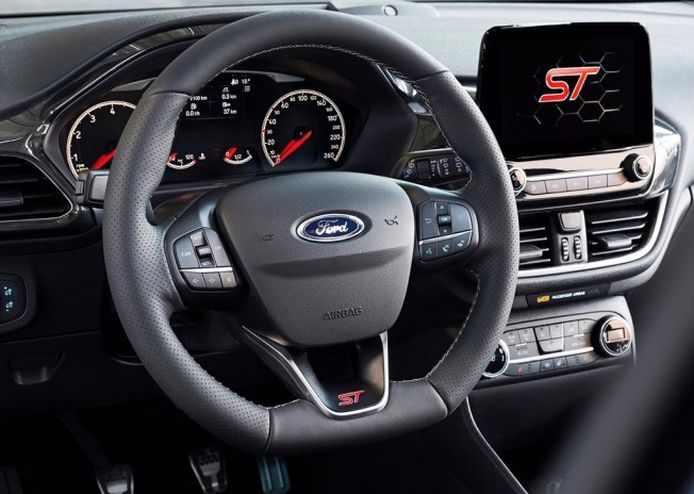 Ford Fiesta ST 2018 - interior