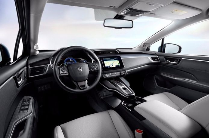 Honda Clarity Electric 2018 - interior