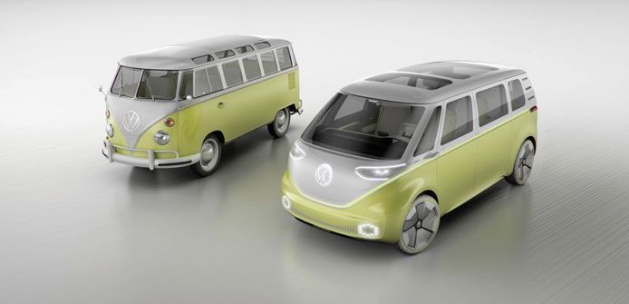 Foto Volkswagen Bully y Volkswagen ID. Buzz Concept