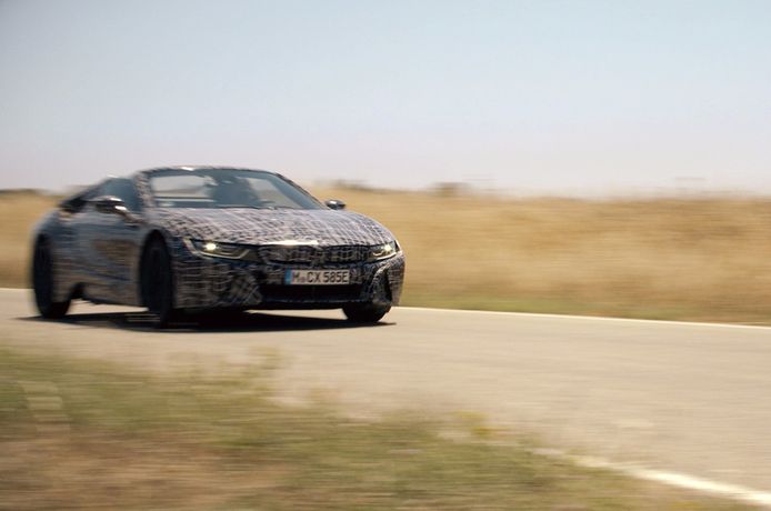 El esperado BMW i8 Roadster encara la recta final de su desarrollo