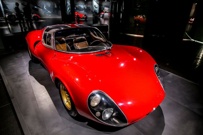 Alfa Romeo 33 Stradale: el primer superdeportivo de Arese cumple 50 años