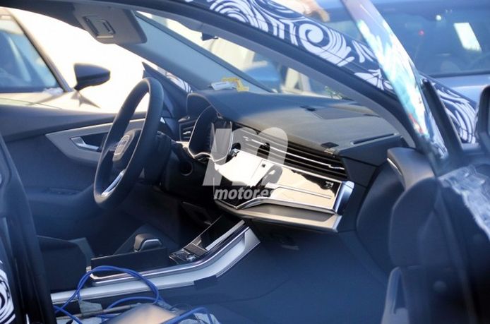 Audi Q8 2018 - foto espía interior