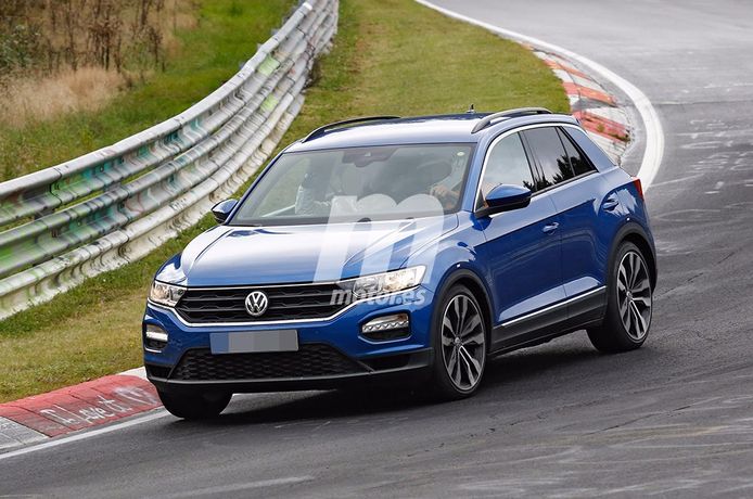 Volkswagen T-Roc R: cazada la futura versión radical y deportiva