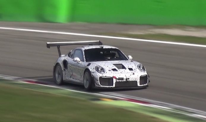 Misterioso Porsche 911 GT2 RS cazado durante unos tests en Monza