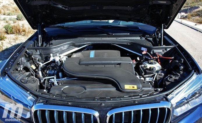 BMW X5 xDrive40e iPerformance - motor
