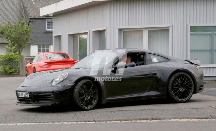 Foto espía Porsche 911 PHEV - exterior