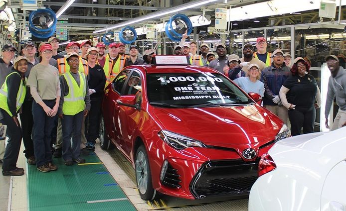 Toyota fabrica la unidad un millón del Corolla en Estados Unidos