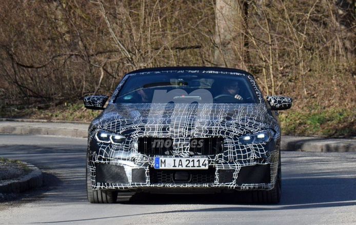 El nuevo BMW M8 Cabrio pierde camuflaje en unas nuevas fotos espía