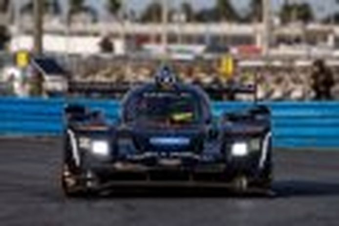 Alonso acumula kilómetros en Daytona, Cadillac continúa al frente