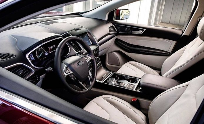 Ford Edge 2018 - interior