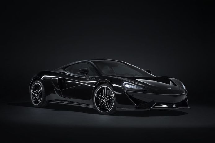 McLaren 570GT Black Collection: cuando el negro se convierte en protagonista absoluto