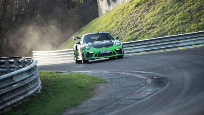 El nuevo Porsche 911 GT3 RS bate el crono del 918 Spyder en Nürburgring