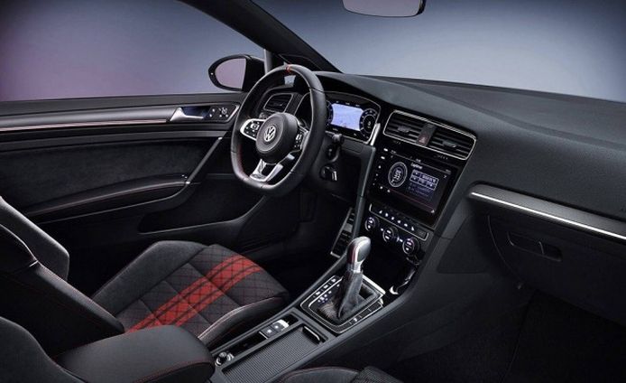 Volkswagen Golf GTI TCR Concept - interior