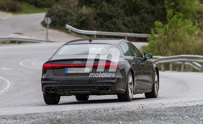 Audi S7 Sportback 2018 - foto espía posterior