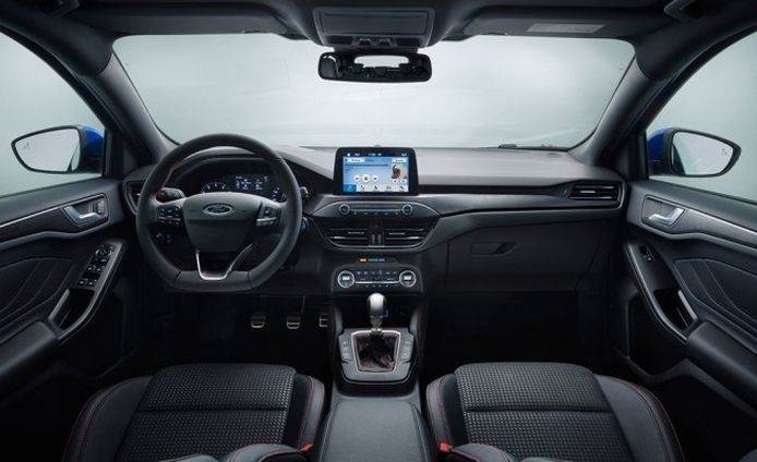 Ford Focus 2018 - interior