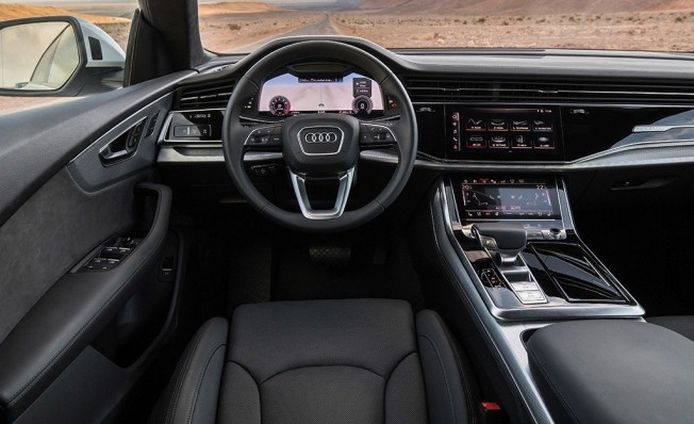 Audi Q8 - interior