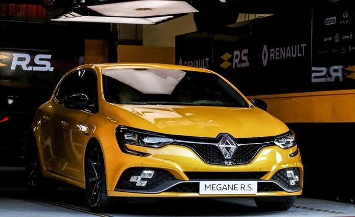 Renault Mégane RS Trophy 2019, más potencia siempre es bienvenida