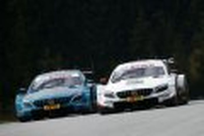 Mercedes celebra los títulos de equipos y marcas del DTM
