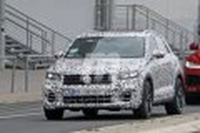 El nuevo Volkswagen T-Roc R inicia sus pruebas dinámicas en el circuito de Nürburgring