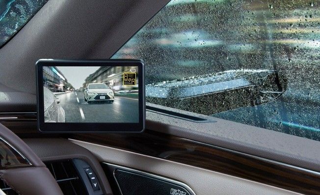 Lexus ES 2019 con espejos retrovisores digitales Lexus ES 2019 con espejos retrovisores digitales