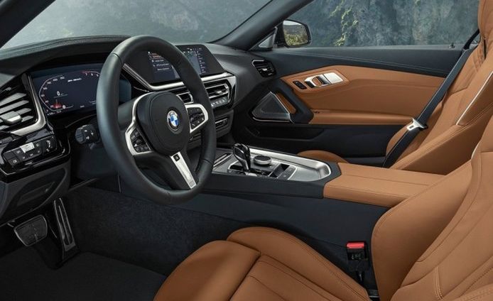 BMW Z4 2019 - interior