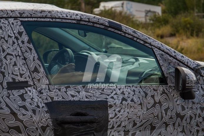 Renault Clio 2019 - foto espía interior