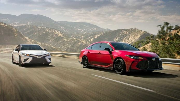 Toyota desvela los nuevos Camry TRD y Avalon TRD antes de Los Ángeles 2018